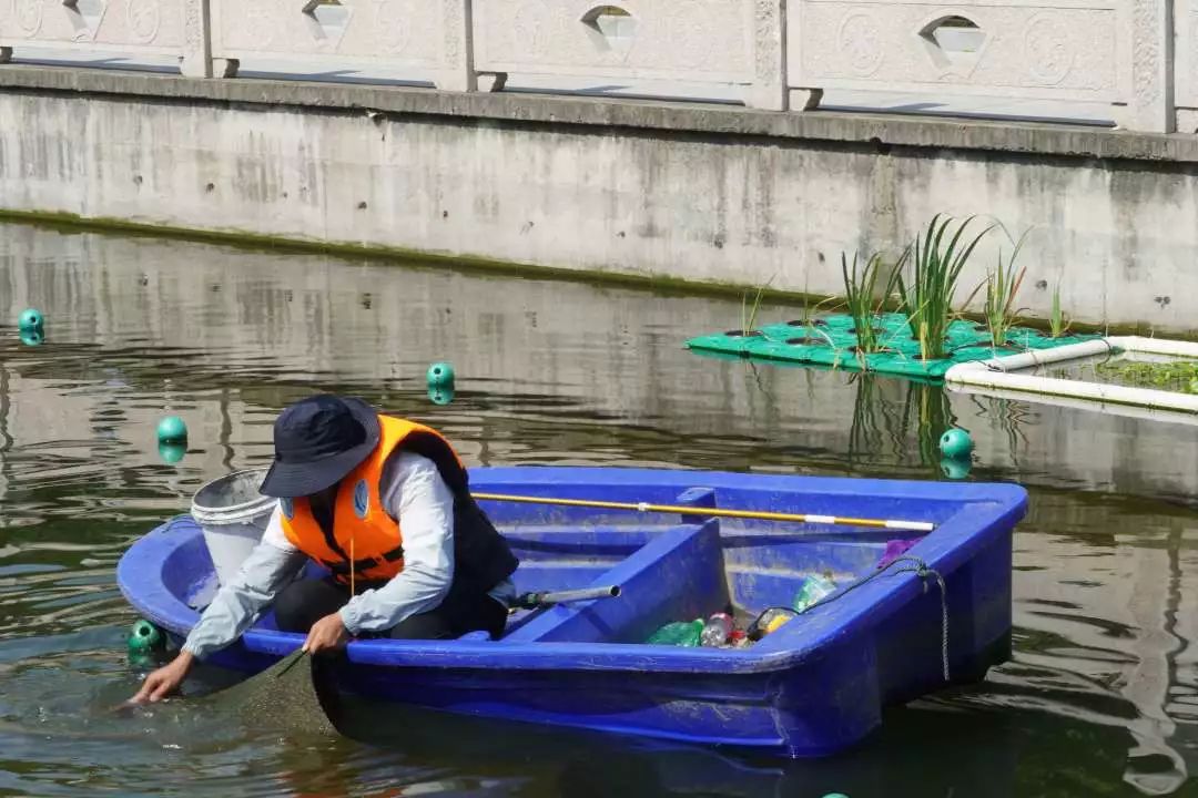 【<a href=http://www.yuquanpf.com target=_blank class=infotextkey>雙良</a><a href=http://www.yuquanpf.com target=_blank class=infotextkey>新型光催化</a>】“堅(jiān)守”在汗水中閃光